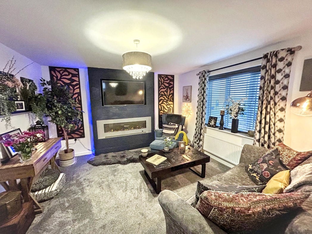 Property image 2 of 18