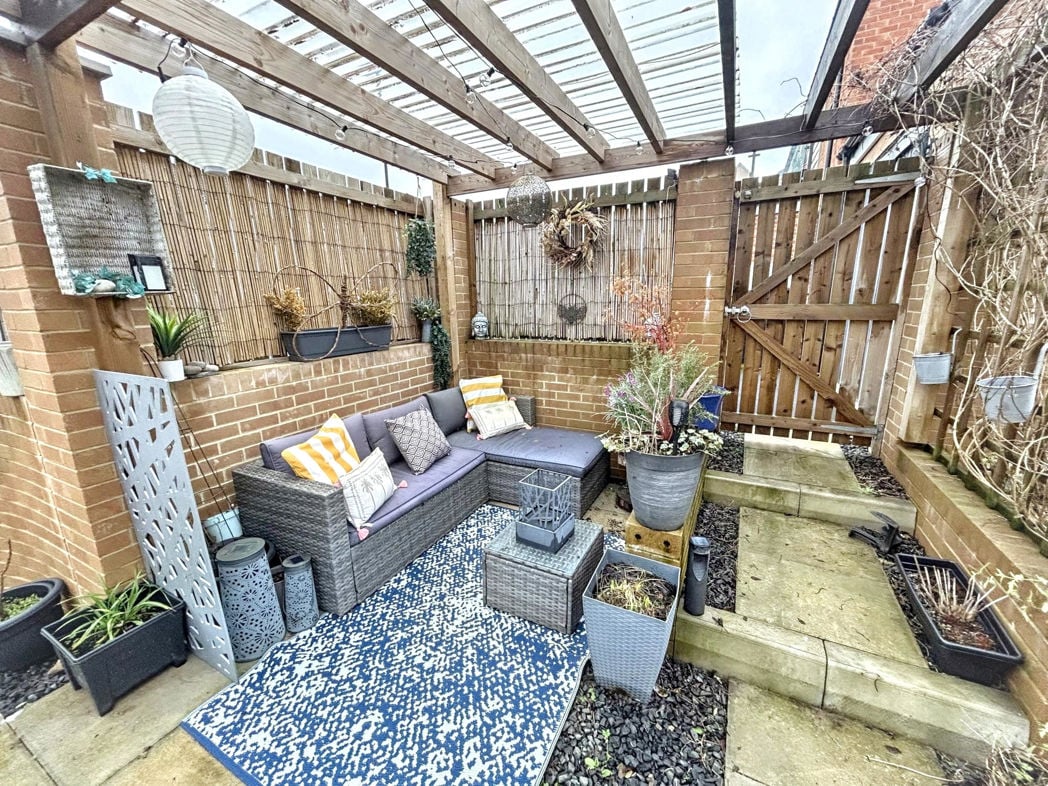 Property image 17 of 18