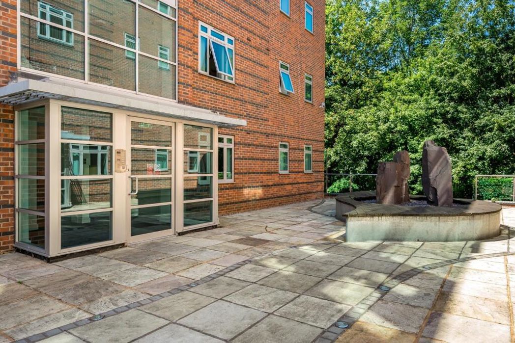 Property image 6 of 22