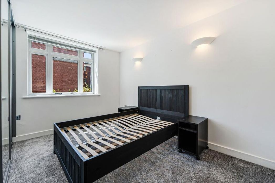 Property image 9 of 22