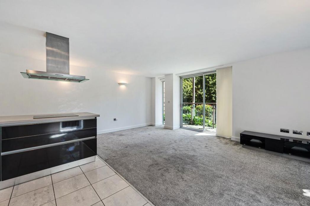 Property image 17 of 22