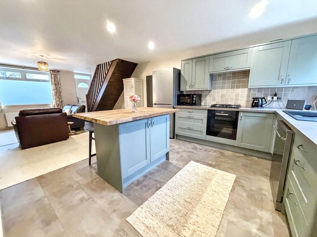 Property image 1 of 21