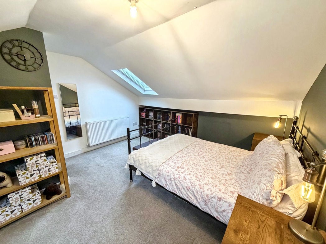 Property image 17 of 21
