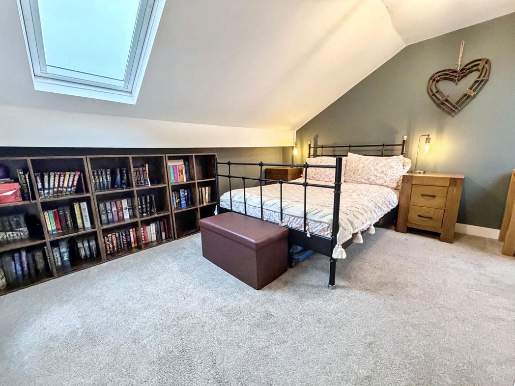 Property image 15 of 21