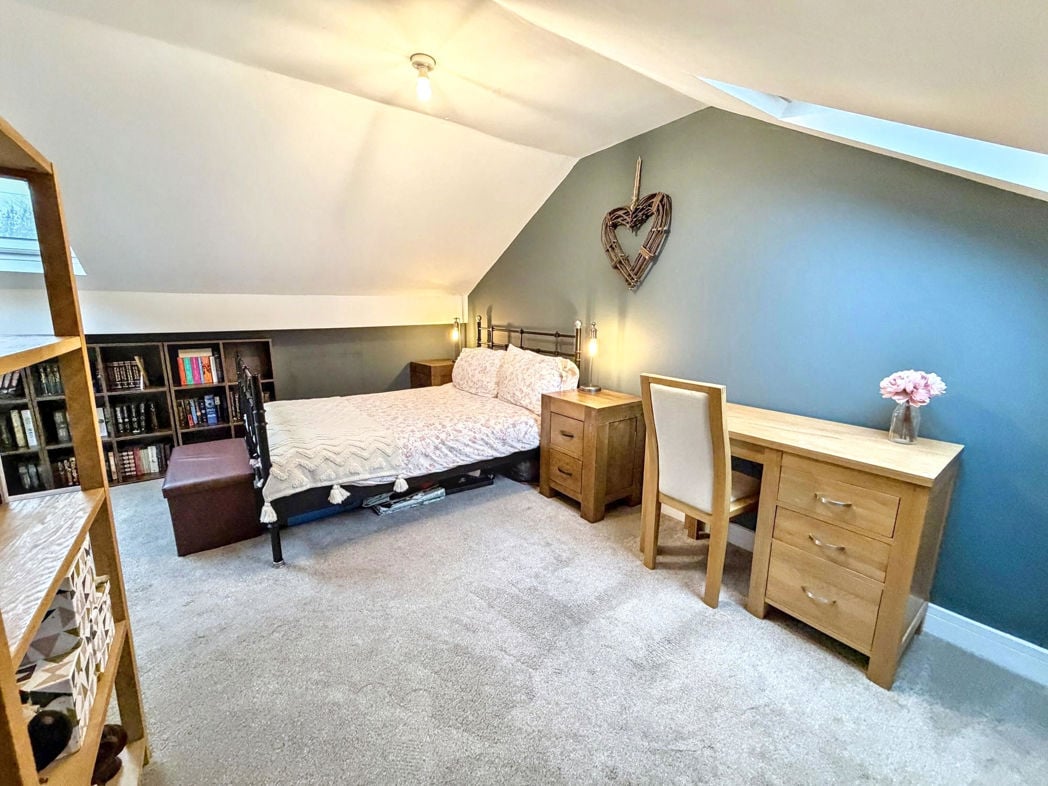Property image 18 of 21