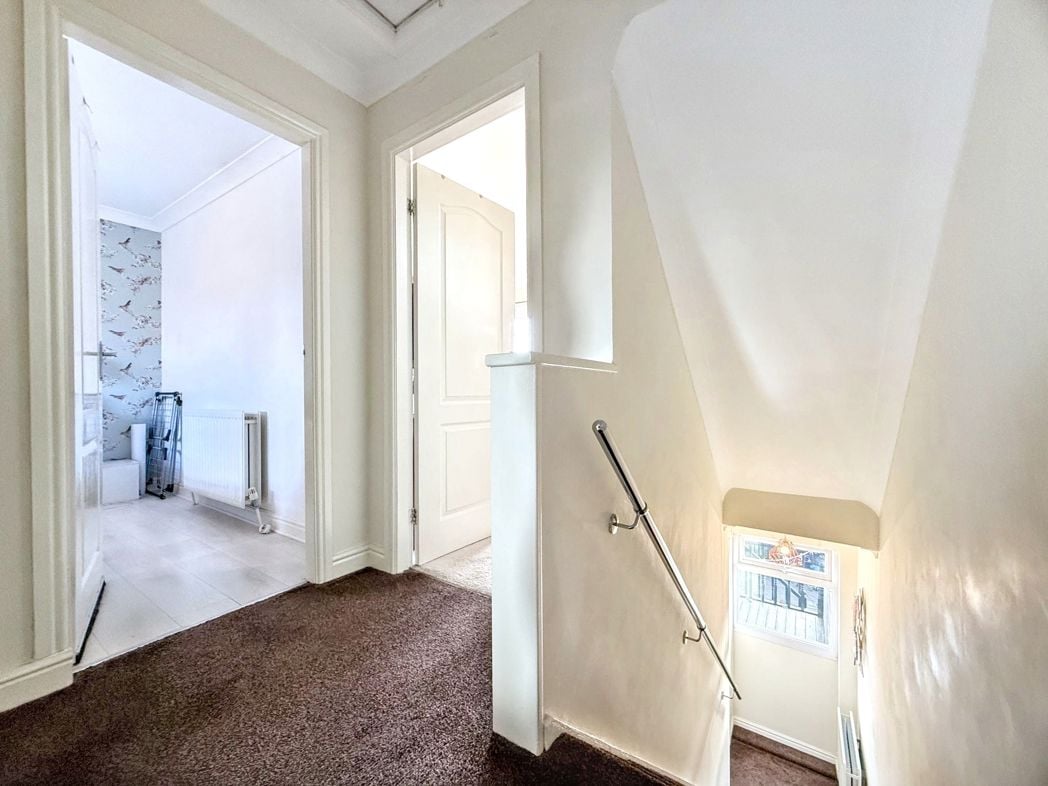Property image 10 of 19