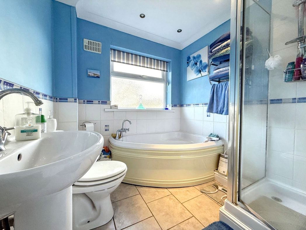 Property image 15 of 19