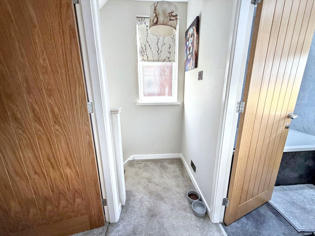 Property image 10 of 15