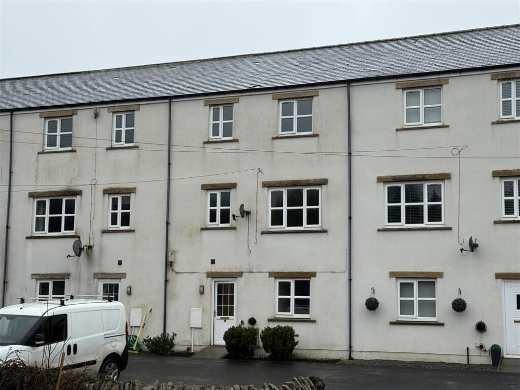 Property image 1 of 12