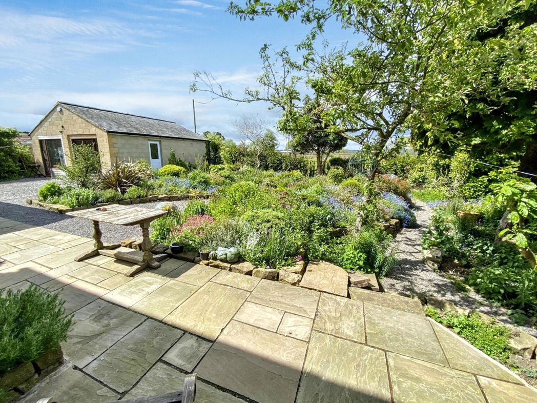 Property image 24 of 31