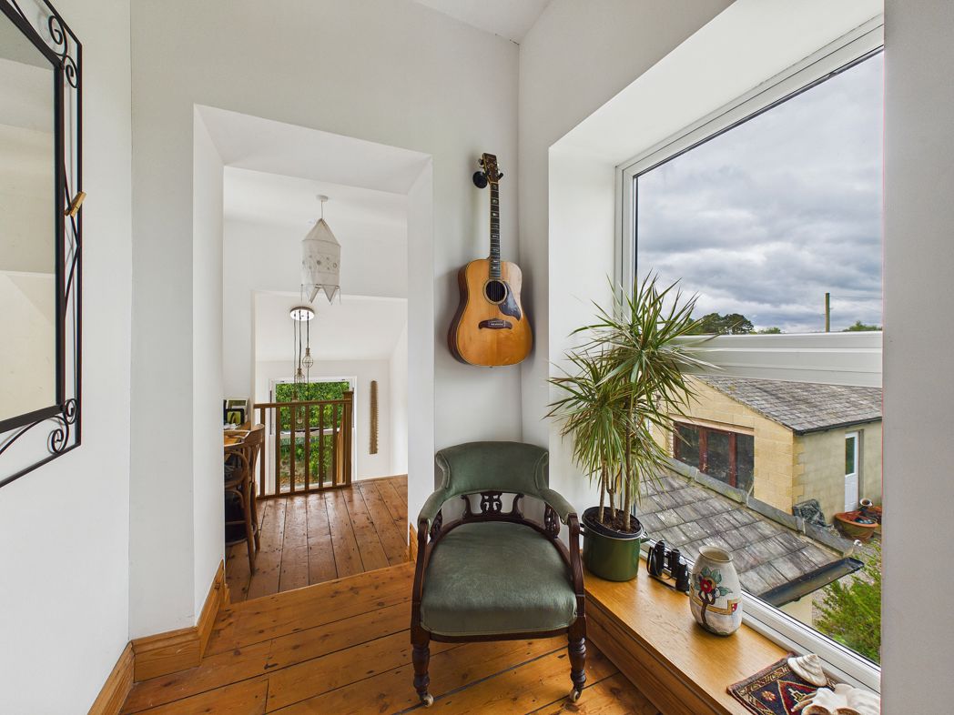 Property image 14 of 31
