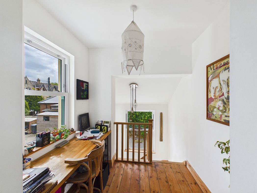 Property image 13 of 31