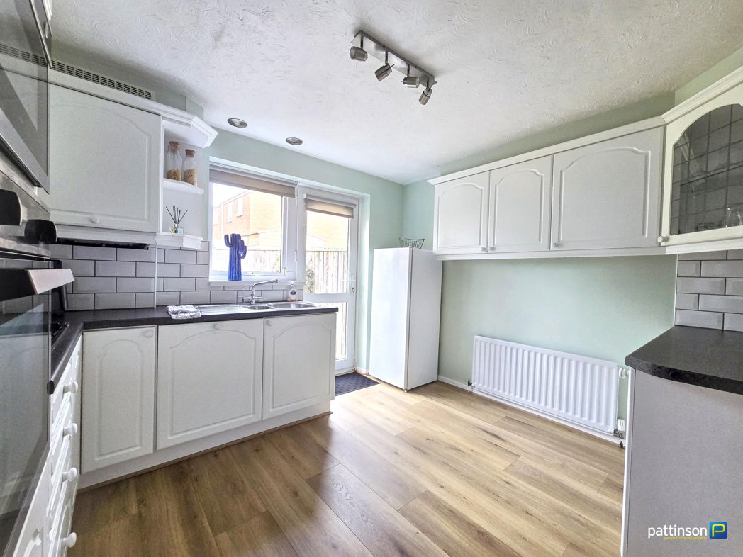 Property image 12 of 29