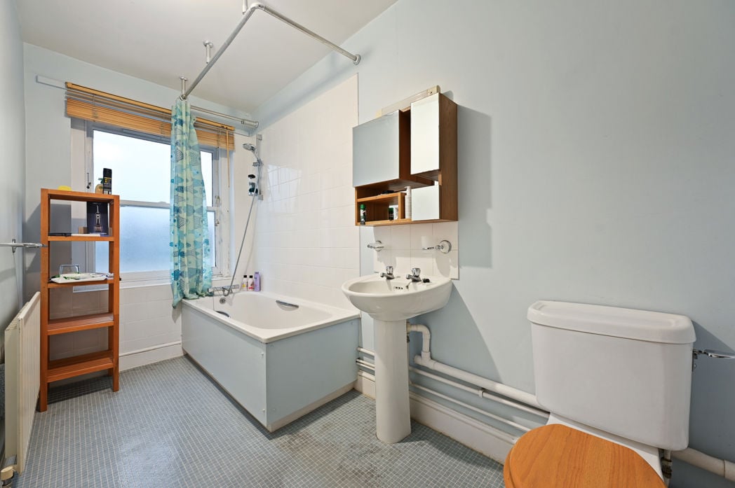 Property image 7 of 7