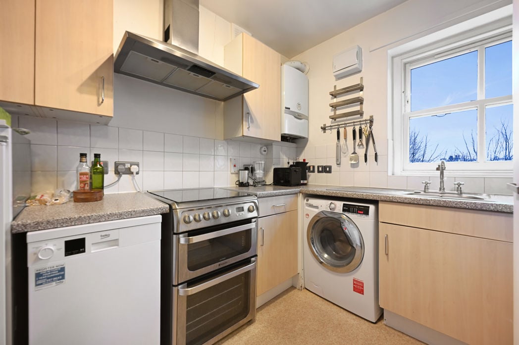 Property image 4 of 7