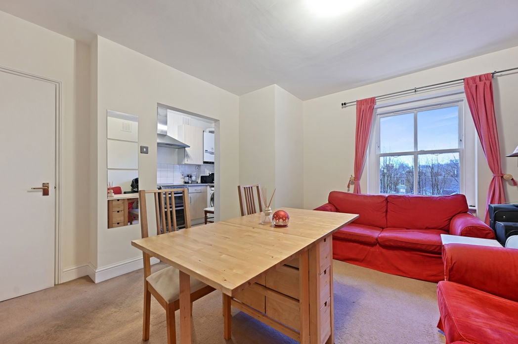 Property image 3 of 7