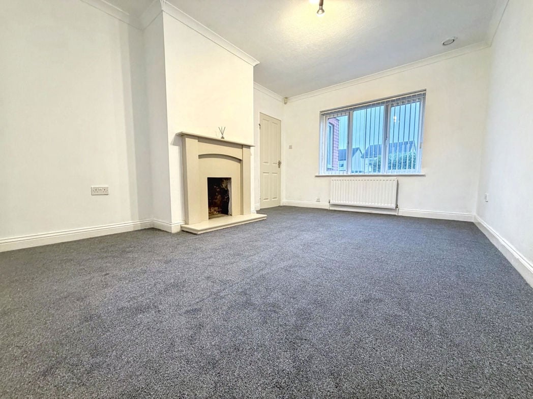 Property image 4 of 18