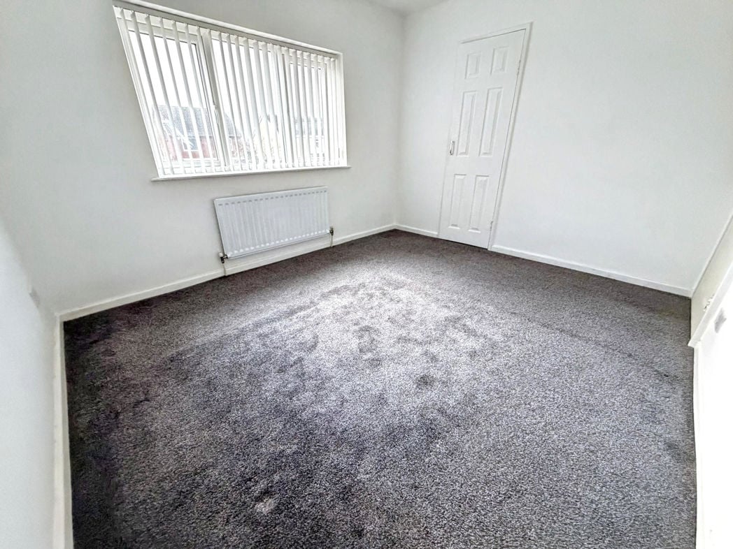 Property image 12 of 18