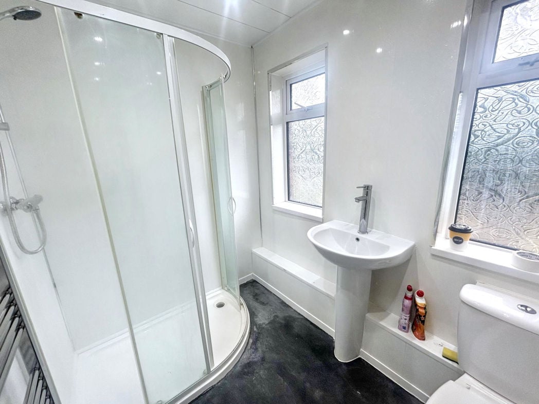 Property image 10 of 10