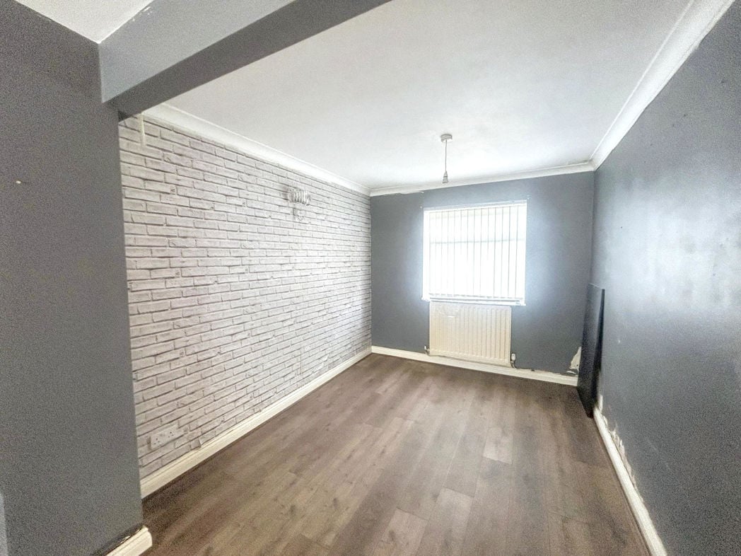 Property image 4 of 10