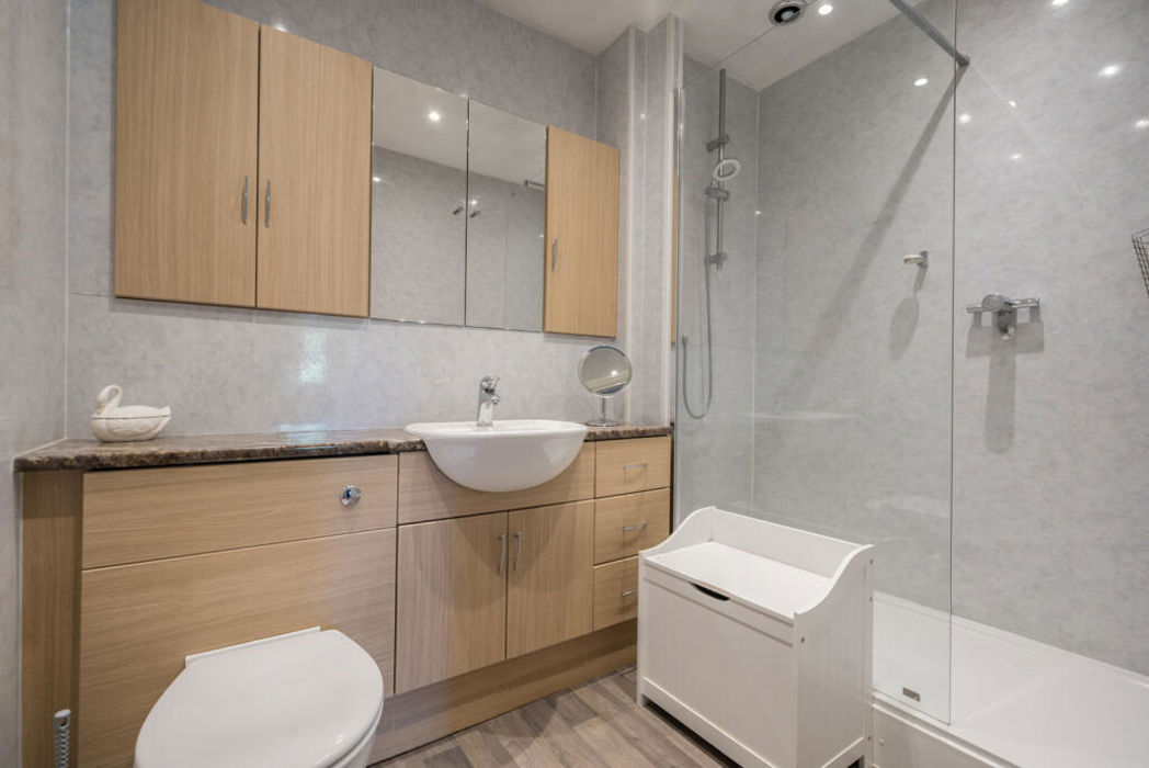 Property image 3 of 11