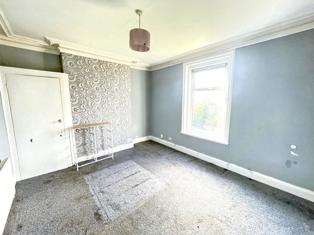 Property image 8 of 15