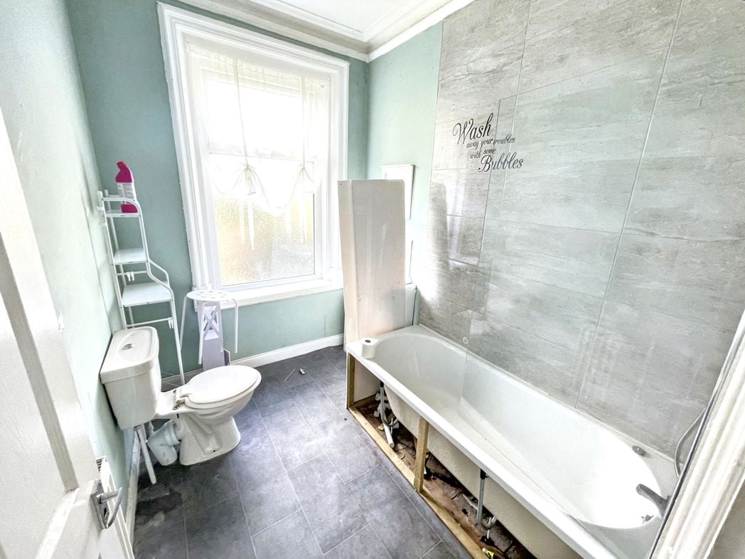 Property image 10 of 15