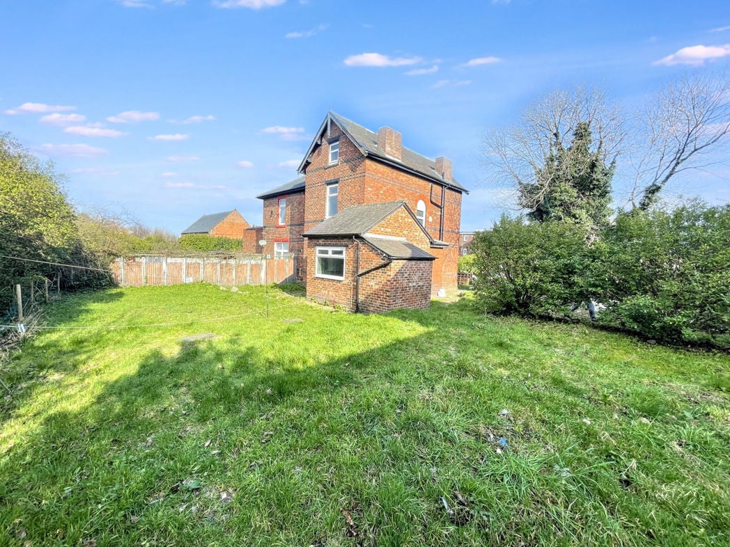 Property image 14 of 15
