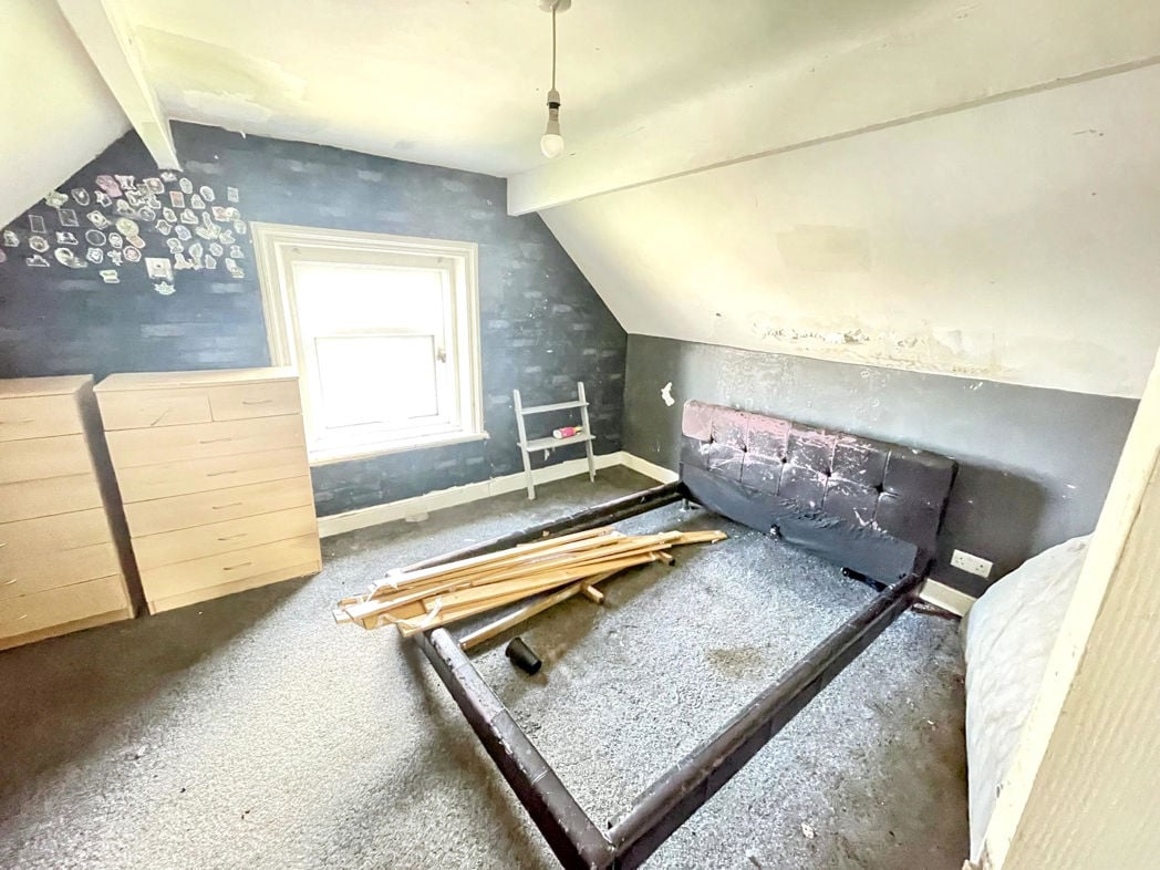 Property image 11 of 15