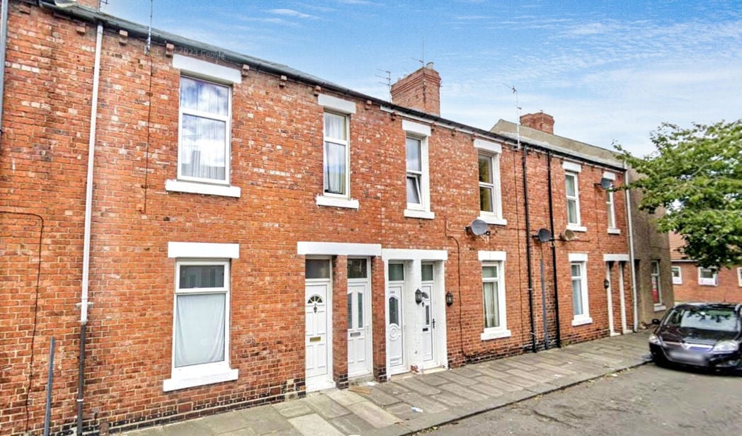 Property image 1 of 2