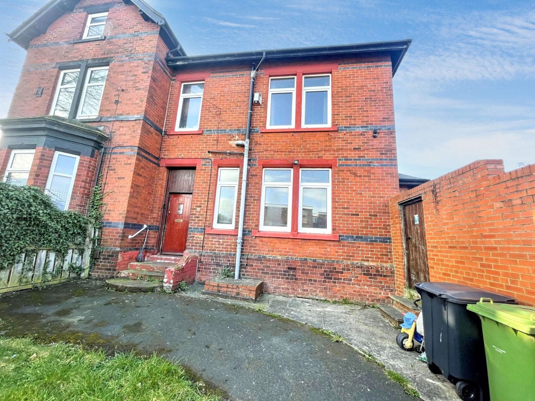 Property image 1 of 11
