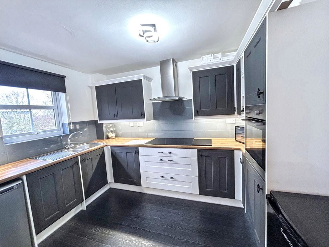 Property image 3 of 6