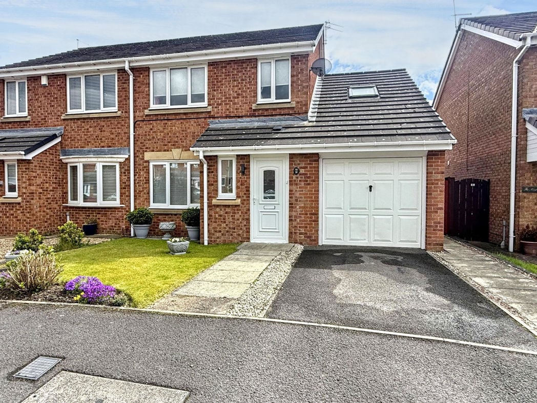 Property image 1 of 17