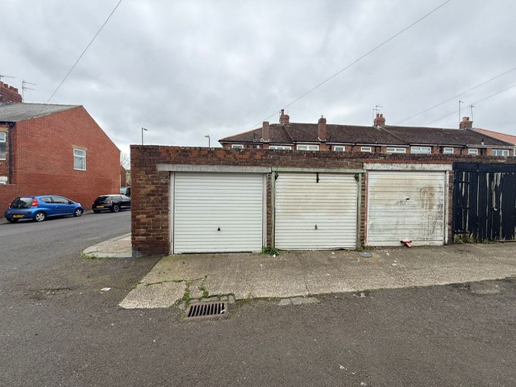 Property image 2 of 3