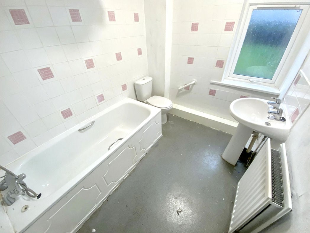 Property image 4 of 7