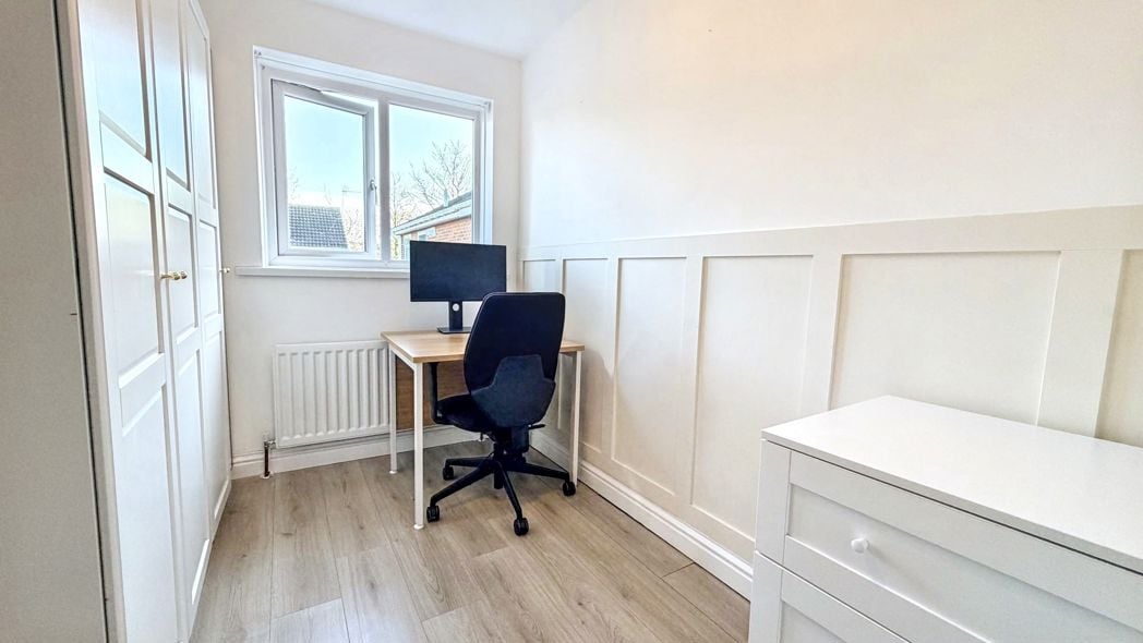 Property image 10 of 16