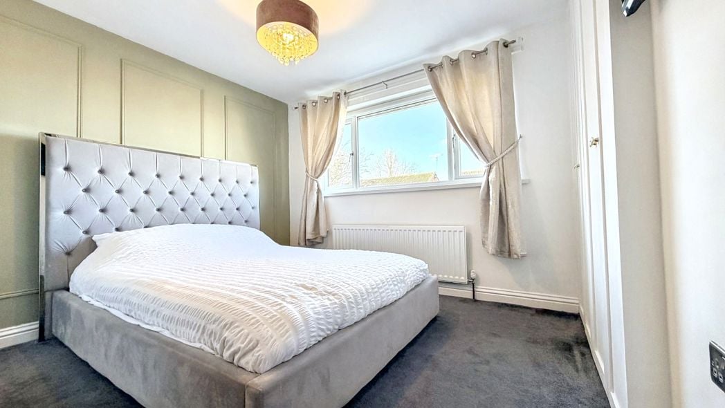Property image 12 of 16