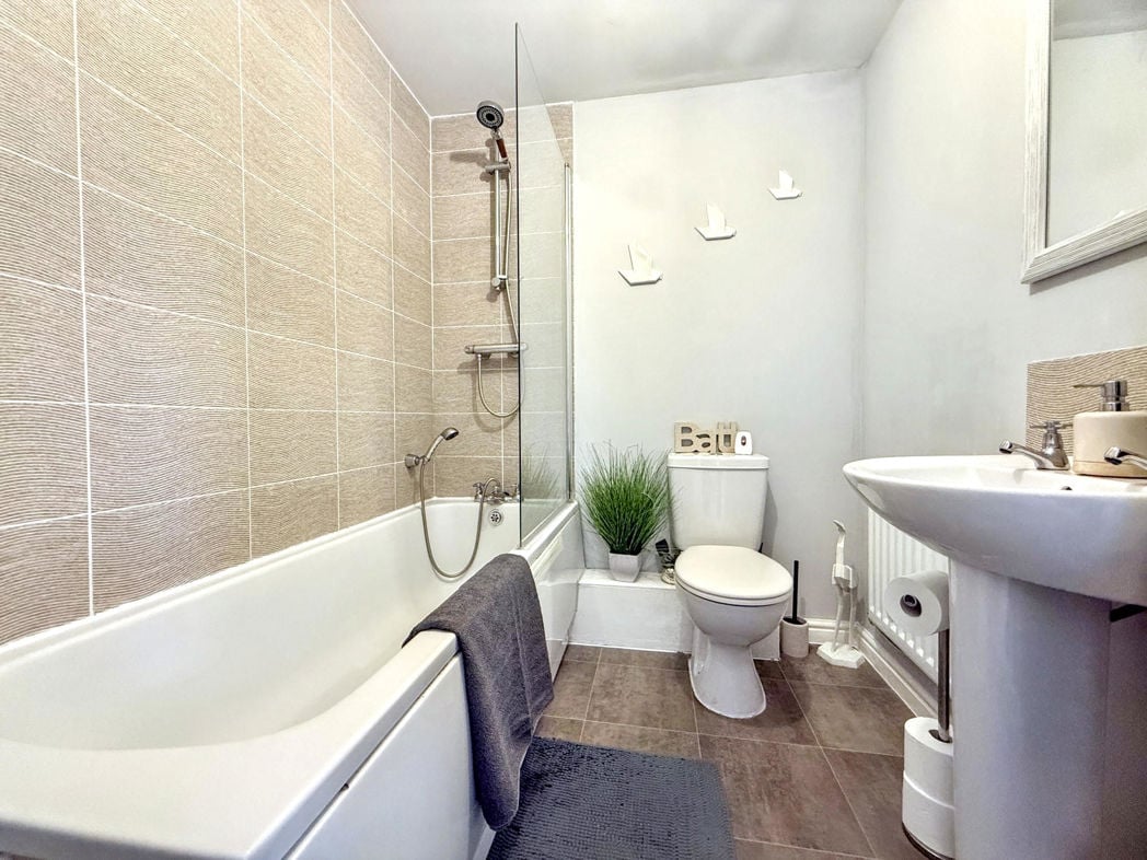 Property image 21 of 25