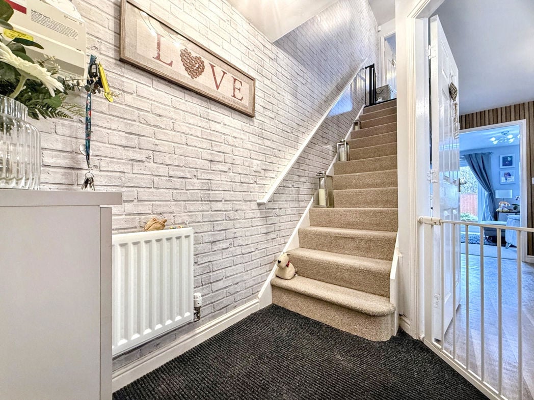 Property image 4 of 25