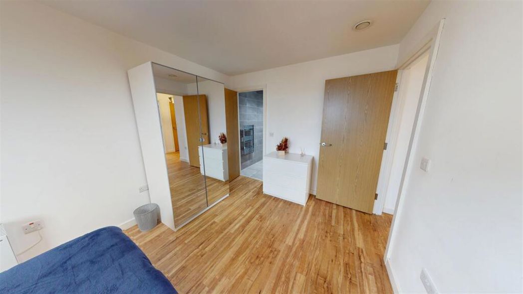 Property image 7 of 15