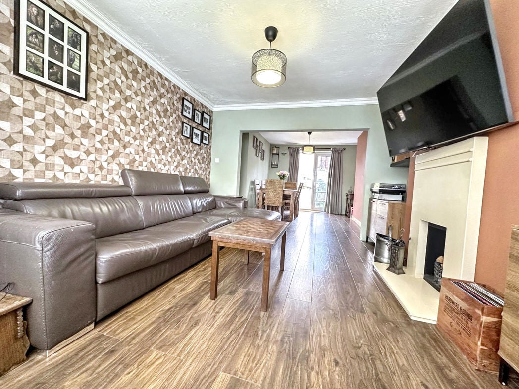 Property image 4 of 20