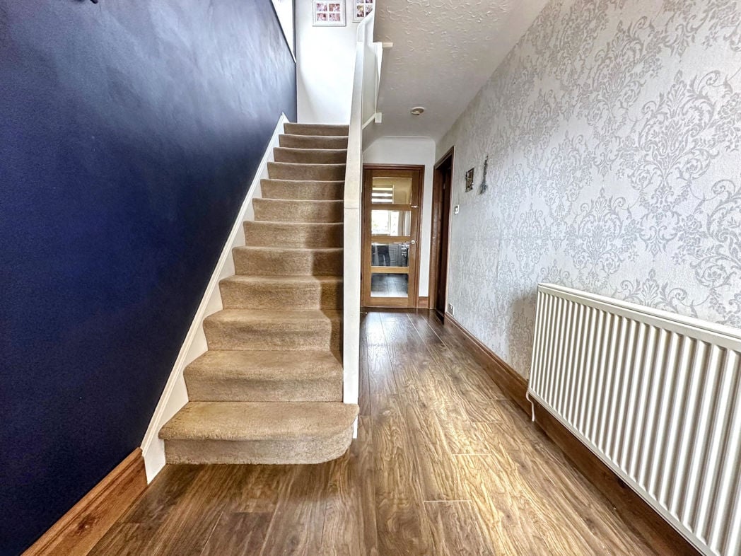 Property image 2 of 20