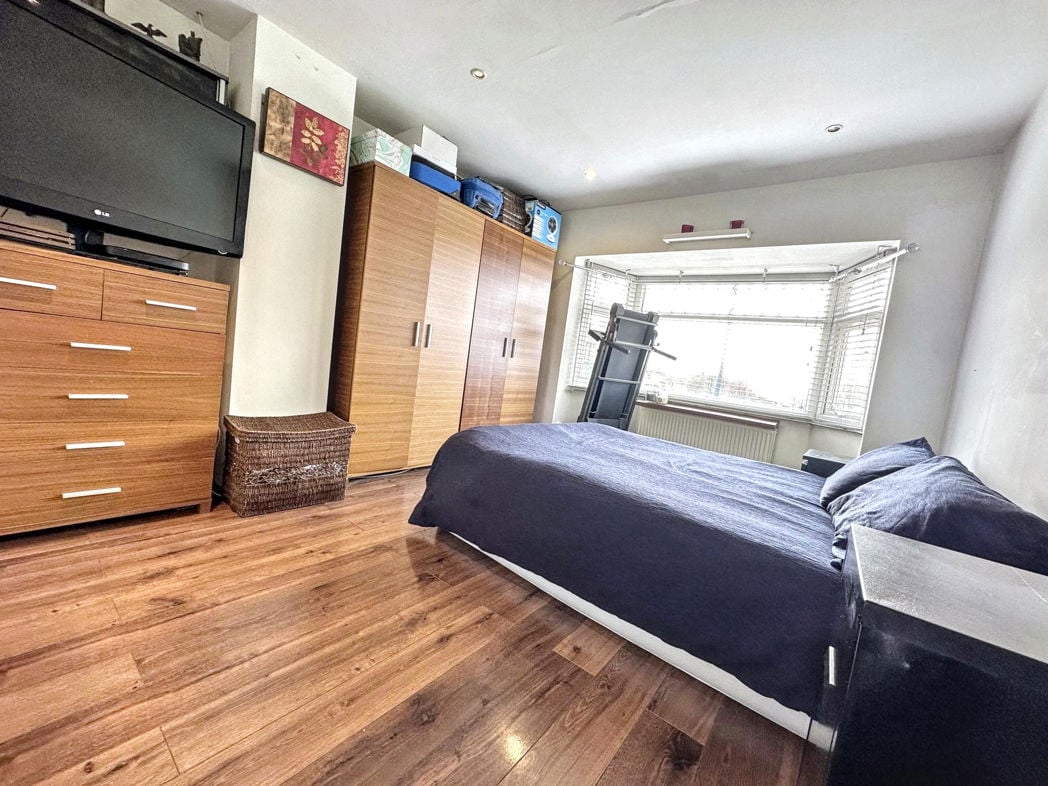 Property image 11 of 20