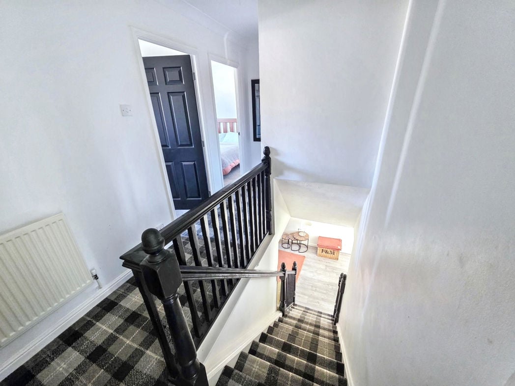 Property image 7 of 18