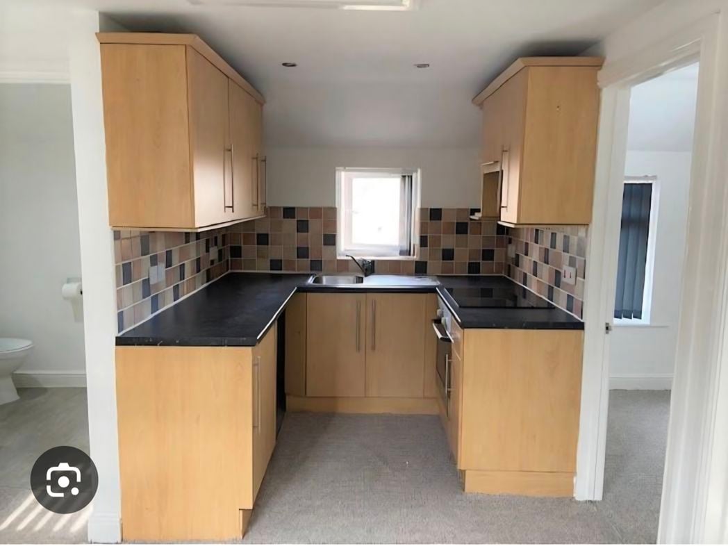 Property image 2 of 17