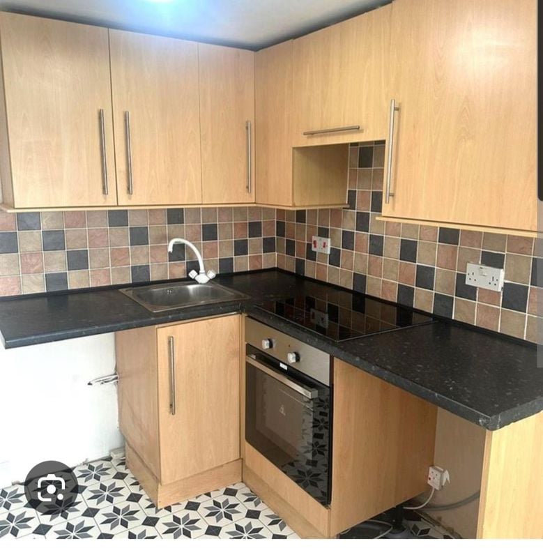Property image 5 of 17