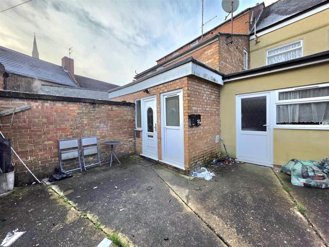 Property image 7 of 17
