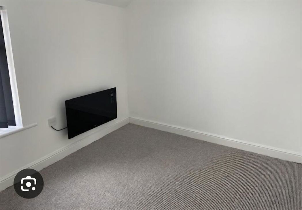 Property image 11 of 17