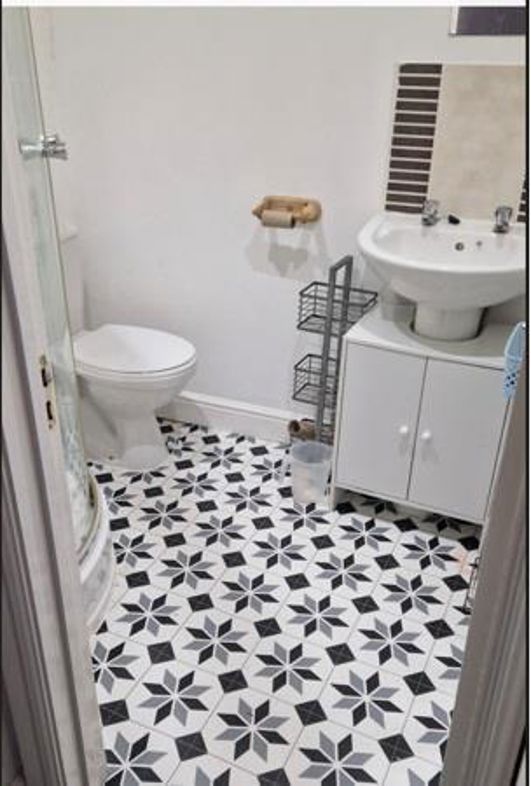 Property image 12 of 17