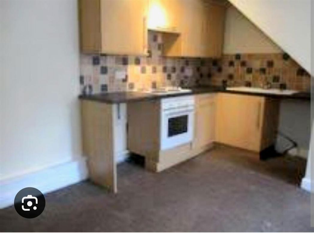 Property image 14 of 17